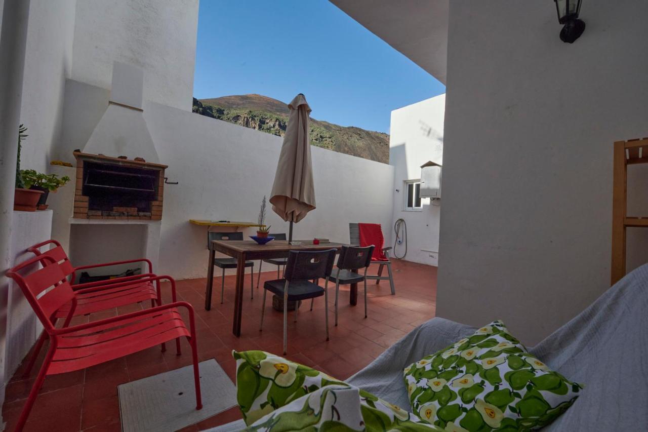 Casa Marysol Tamaduste 12M From The Sea, Terrace & Bbq Exterior foto
